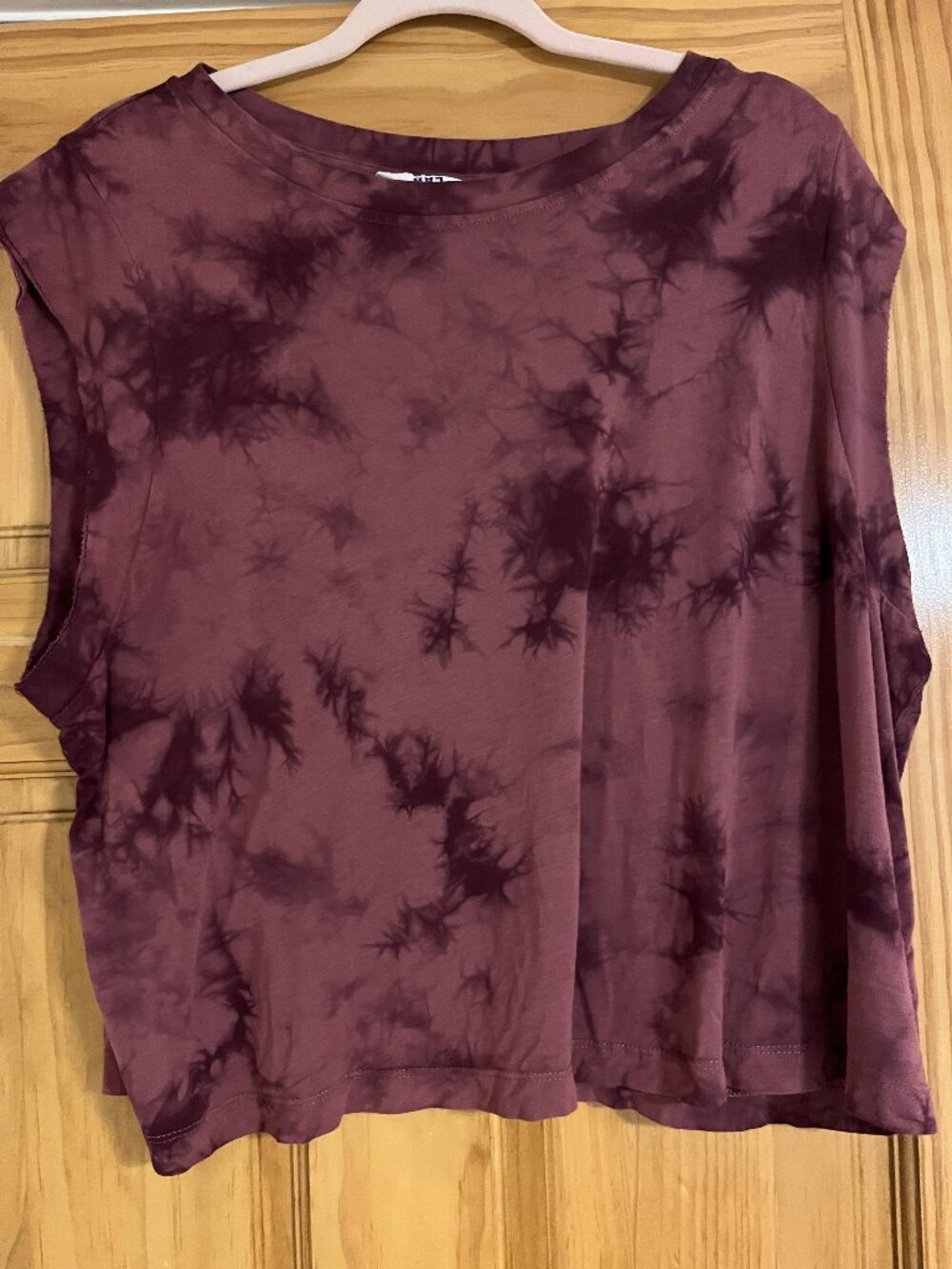 Joy Lab Athletic Crop Top